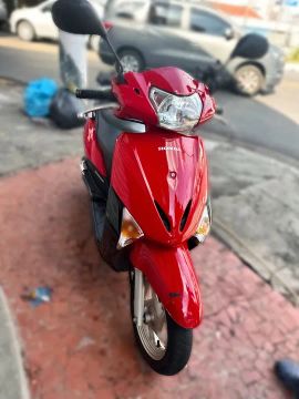 HONDA LEAD 2015