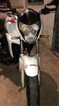 Vendo ou troco cb300r Flex 