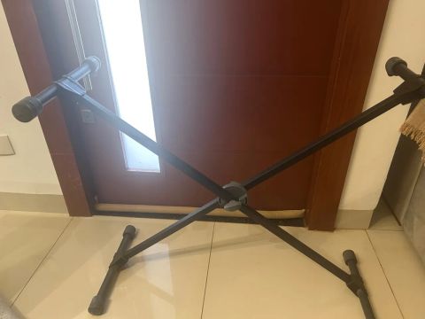 Suporte teclado e banqueta
