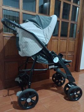 Carrinho de Bebê - Marca Burigotto 