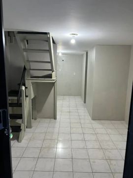 Aluga-se sala comercial Empresarial Montese