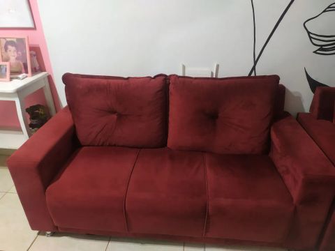 Conjunto de Sofá 5 lugares em veludo vermelho