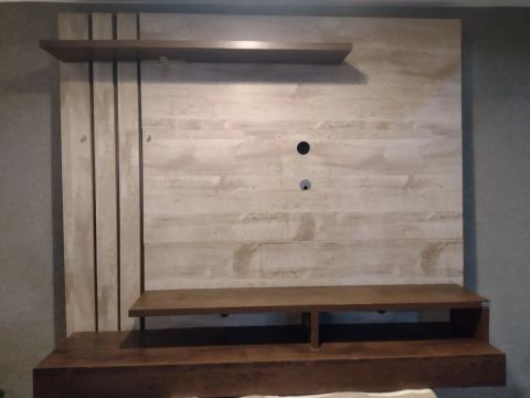 Painel de madeira. 