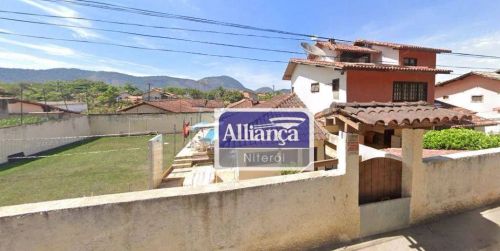 Casa com 4 dormitórios à venda, 300 m² por R$ 990.000,00 - Itaipu - Niterói/RJ
