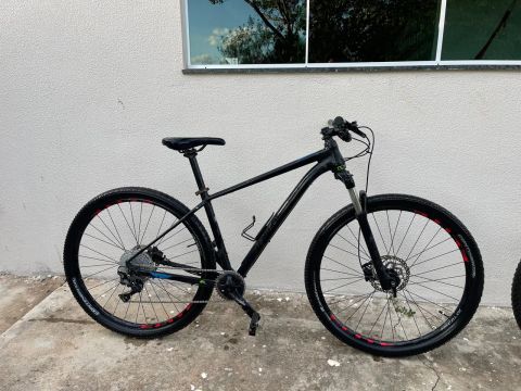 Bicicleta Cannondale - Mtb - Aro 29 Quadro Tamanho 21