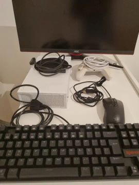 Vendo xbox series s + setup completo 