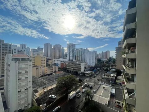 Venda de Apartamentos / Padrão na cidade de Londrina