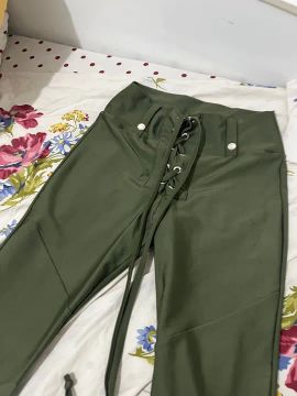 Calça flare social verde 