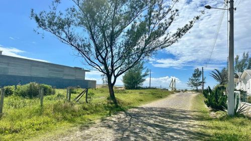 Terreno à venda, 375 m² por R$ 340.000 - Bellatorres - Passo de Torres/SC