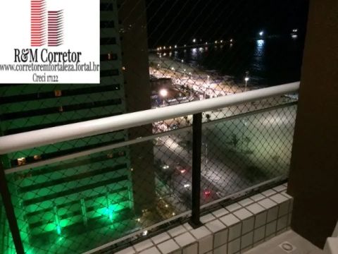 Apartamento por temporada com vista mar  na Praia de Iracema em Fortaleza-CE 