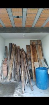 Madeiras para fundação