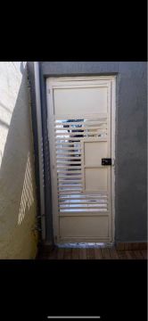 ALUGA-SE CASA EM VILA JACUI -SAO PAULO SP