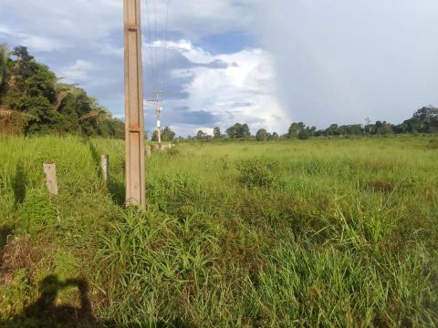 Área de terra localizada na estrada penal 23 km de pvh