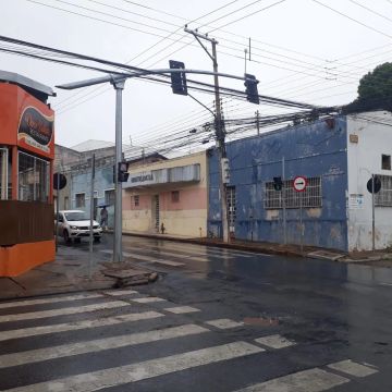 Espaço em área central de Cuiabá 