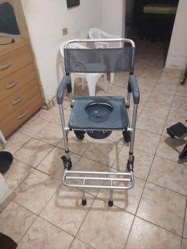 Cadeira de Banho - Praticidade e Segurança