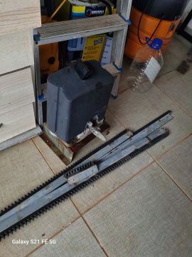 Motor de portão completo apenas trocar placa