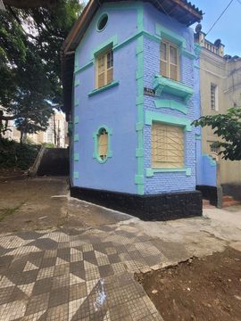 Quarto mobiliado, pagou morou