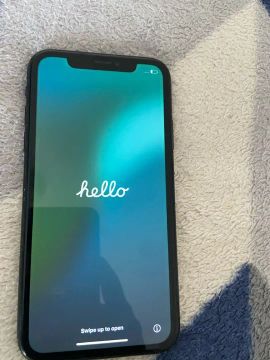 Vendo IPHONE XR todo original 
