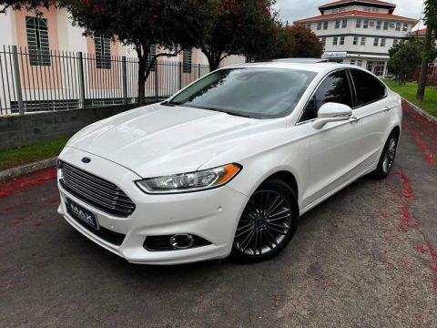FUSION TITANIUN  AWD