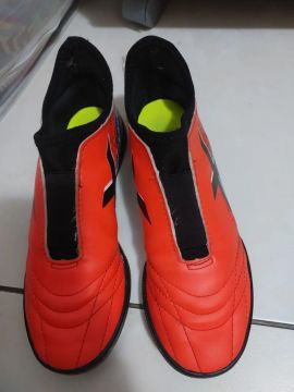 Chuteiras Futsal infantil  Vermelhas número 36