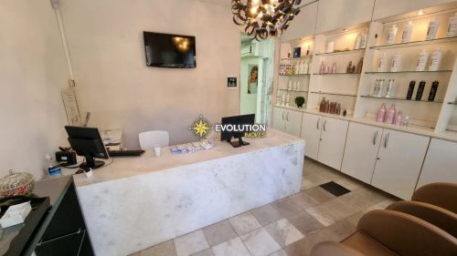 Ponto comercial/Loja/Box para venda tem 413 metros quadrados com 1 quarto