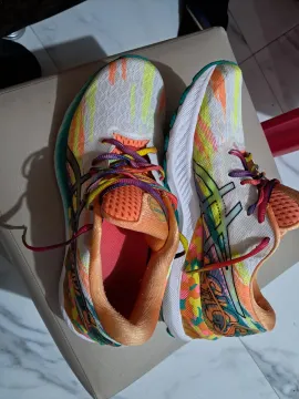 Tênis Asics nimbus 23 Colorido - Original n.38