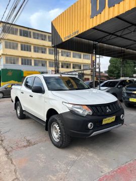 L200 TRITON SPORT GL 4x4 Á DIESEL 2022 livre de impostos