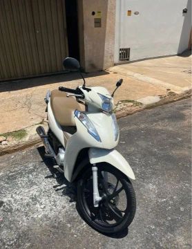 Biz 125 Flex | Branco Pérola | 2024/24