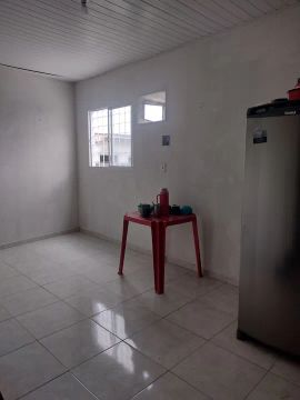 Vendo casa no bairro Betânia 