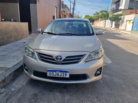 Toyota corolla xei 2.0 . 2013.