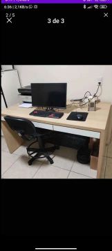 Mesa de Escritório com Gaveta