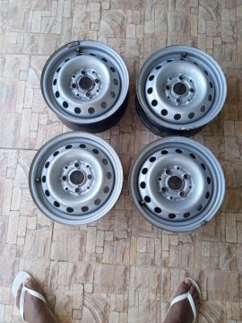 Jogo de Rodas Aro 13 Original (VW) Furacão 4x100