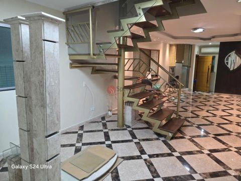 Sobrado para venda e locação no Jardim Textil.