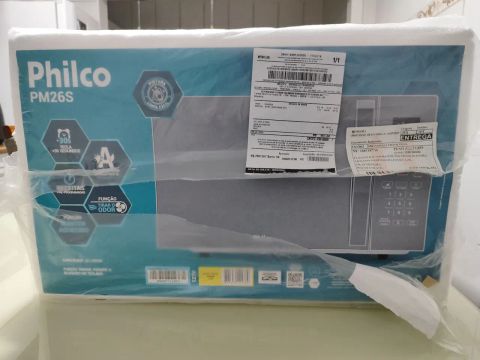 Microondas Philco 25 litros novinho, na embalagem com nota fiscal e garantia.