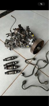 bomba injetora mecânica + bicos+tubulação 