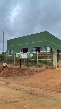 Oportunidade Única! Terreno Comercial com Estrutura + Casa nos Fundos - Mandirituba/PR