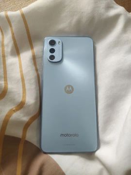 Moto e32 