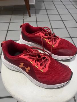 Tênis Under Armour Vermelho - Tamanho 37