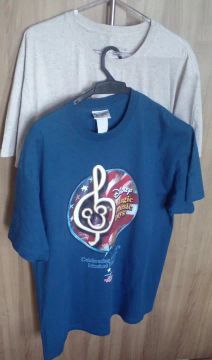Duas camisetas pelo valor de uma