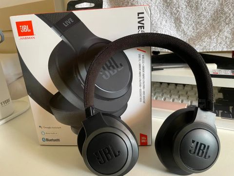 Fone de Ouvido JBL LIVE 500BT 