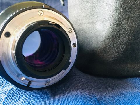 Lente 105mm 2.8 fixa para Nikon