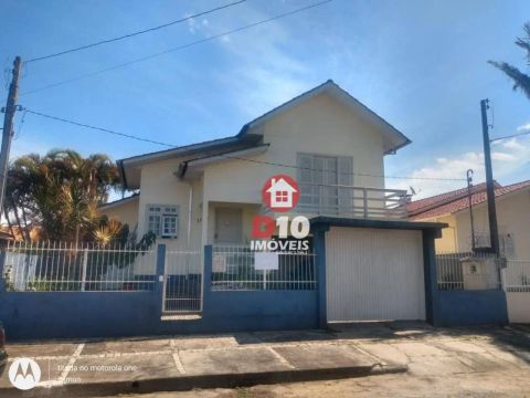 Casa com 3 dormitórios à venda, 167 m² por R$ 450.000,00 - Vila São José - Araranguá/SC