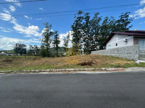 Terreno pronto para construir no bairro Estrada das Areias em Indaial