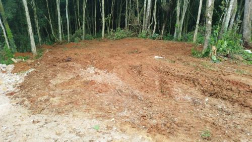 Terrenos prontos pra construir, próximo centro de eventos pátio, 500 metros do asfalto