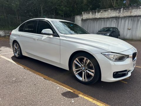 BMW 328 2014 Sport Único dono