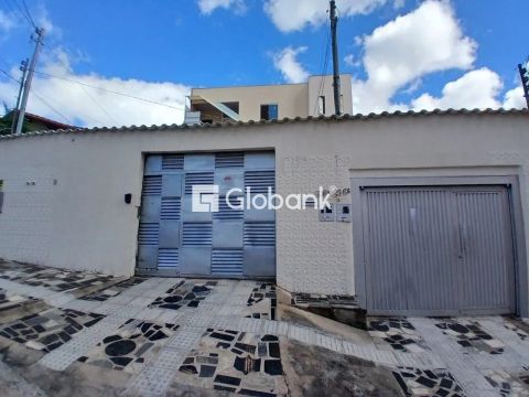 Apartamento em Melo