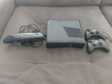 Xbox 360 2 Controles+Kinect Desbloqueado LEIA O ANUNCIO