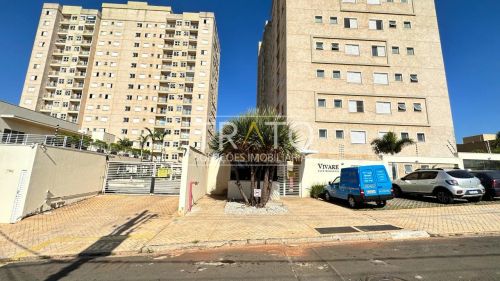 Apartamento à venda no Condomínio Vivare Club Residence