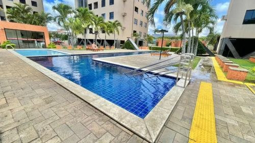 Apartamento em Candelária no Quatro Estações - 2 quartos sendo 1 suíte.