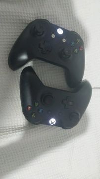 X Box one S 1 terá memória 2 controle 3 jogos 